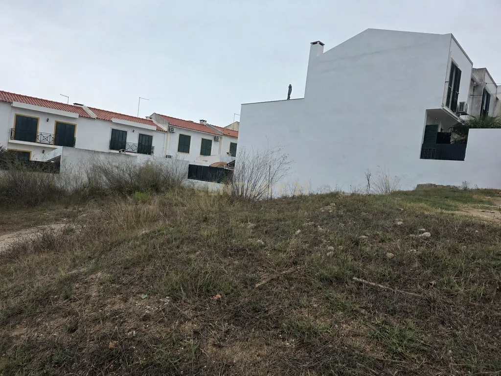 Terreno urbano para construção na Almoinha, Sesimbra - Image 5