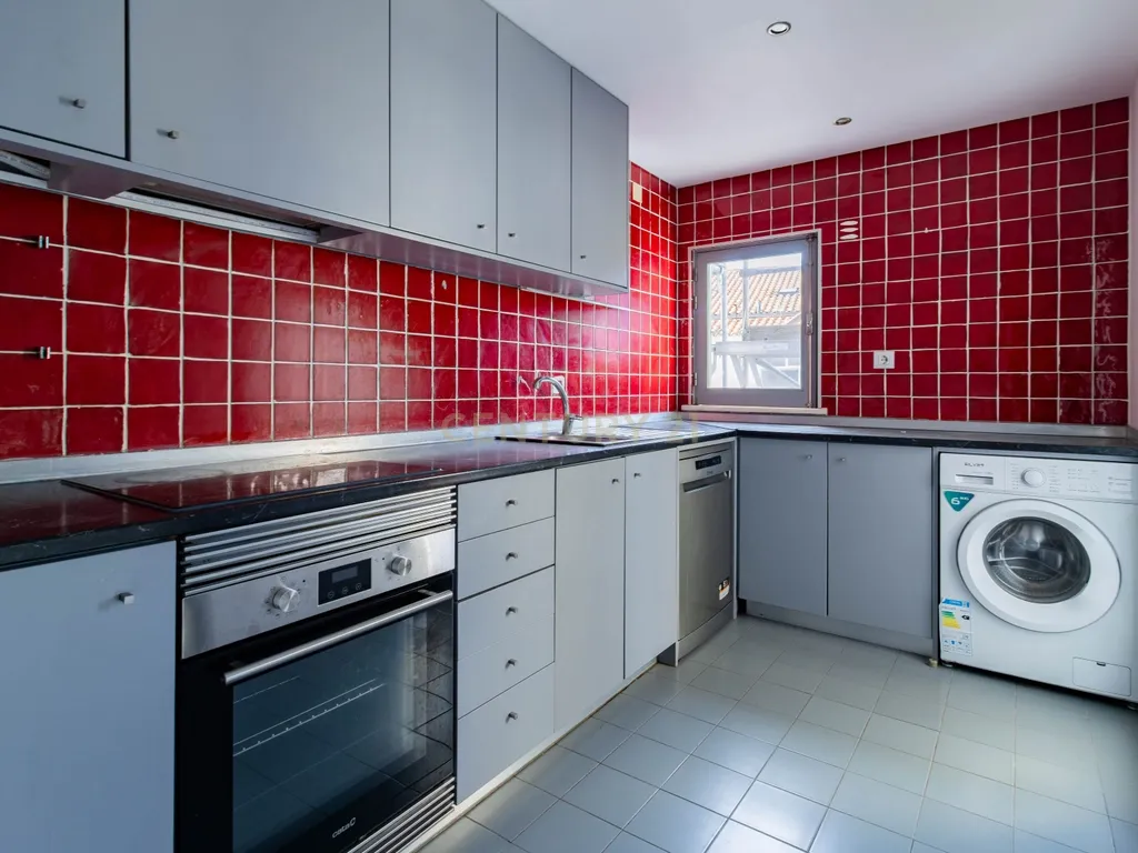 Apartamento T3 na Rua Doutor António José de Almeida 28, Coimbra, Portugal - Image 20