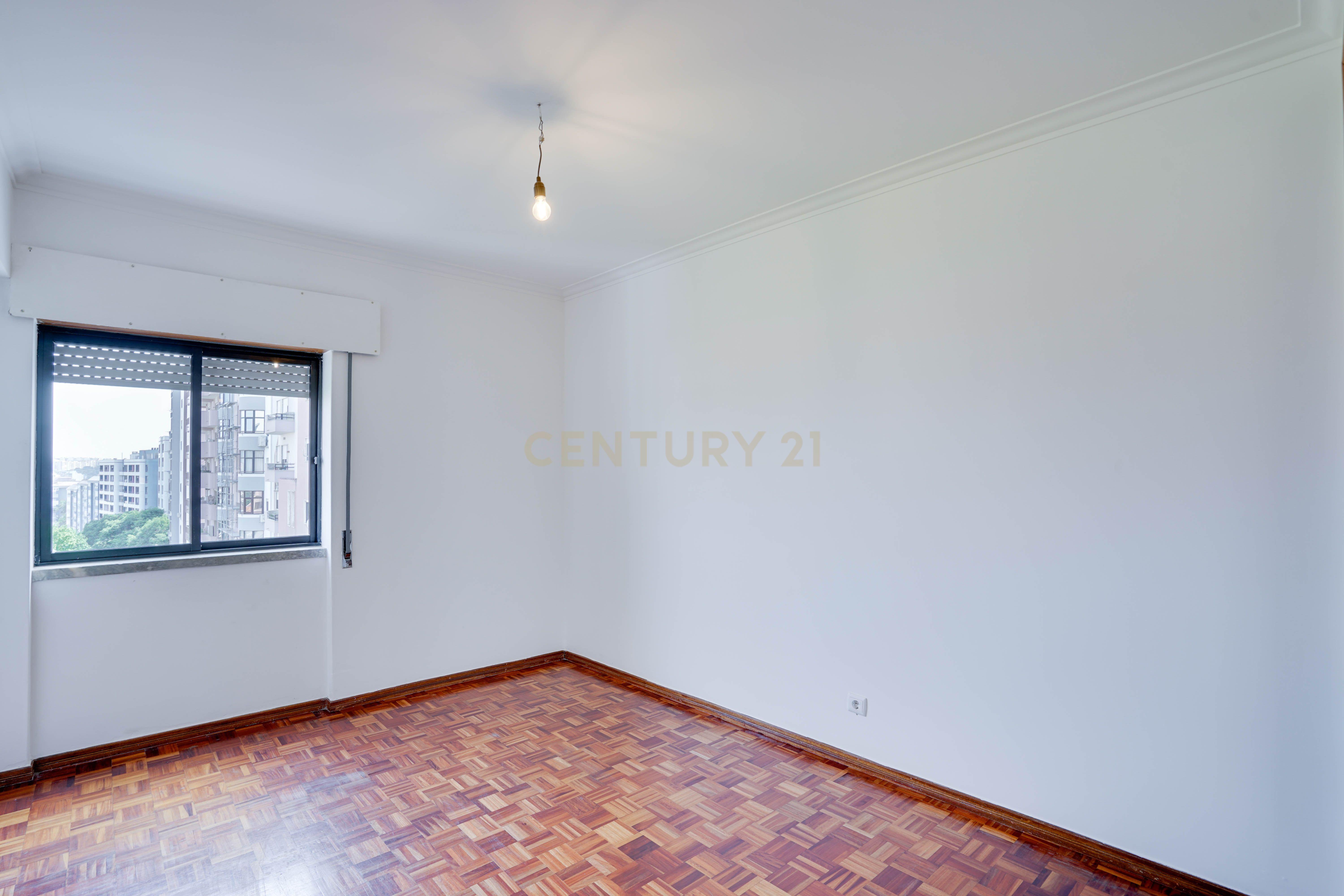Fotografia 6 de Apartamento T2 em Almada