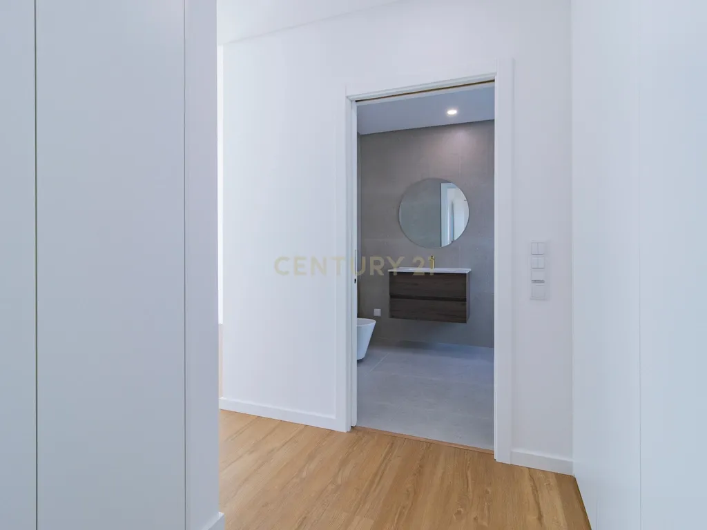 Excelente Moradia T3 Térrea NOVA - Image 19
