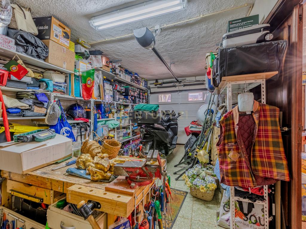 Moradia em Banda T3 com Garagem e Logradouro – Torraltinha, Lagos - Image 46