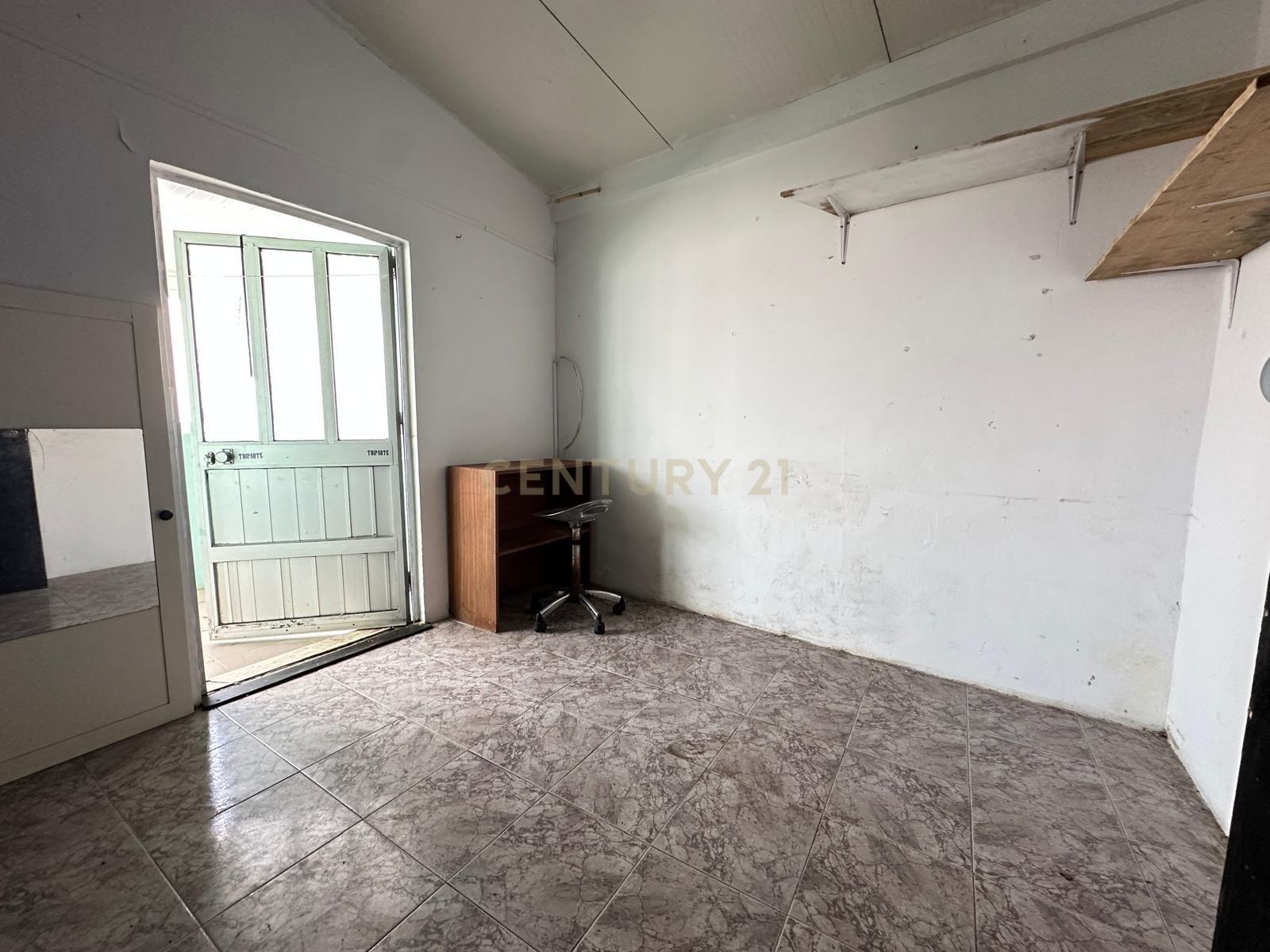 Fotografia 11 de Casa T5 em Almada, União das Freguesias de Caparica e Trafaria