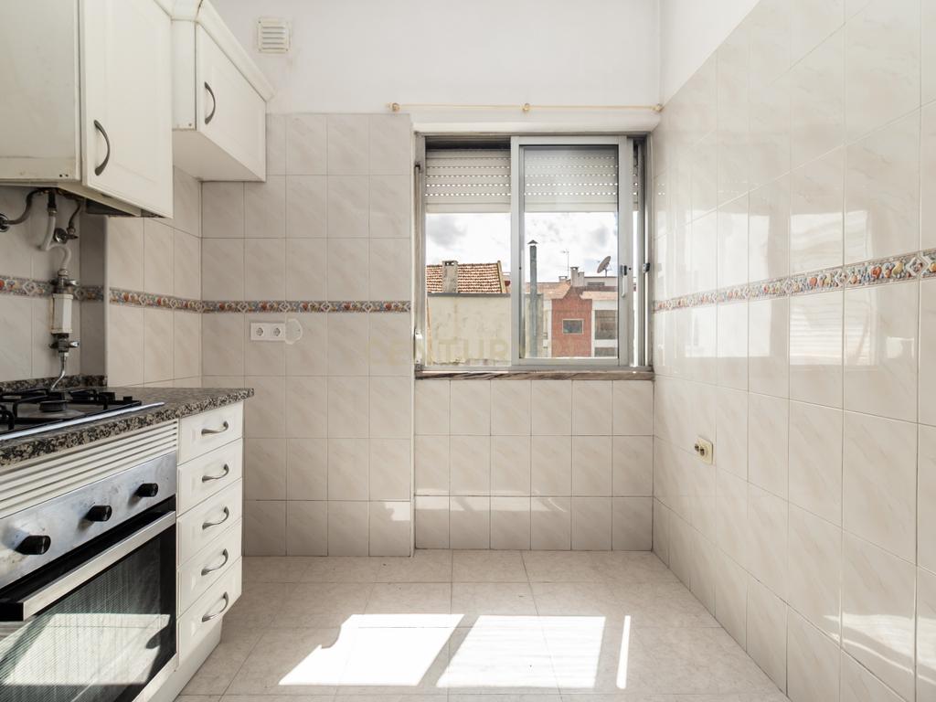 Apartamento T2 Paivas - Image 4