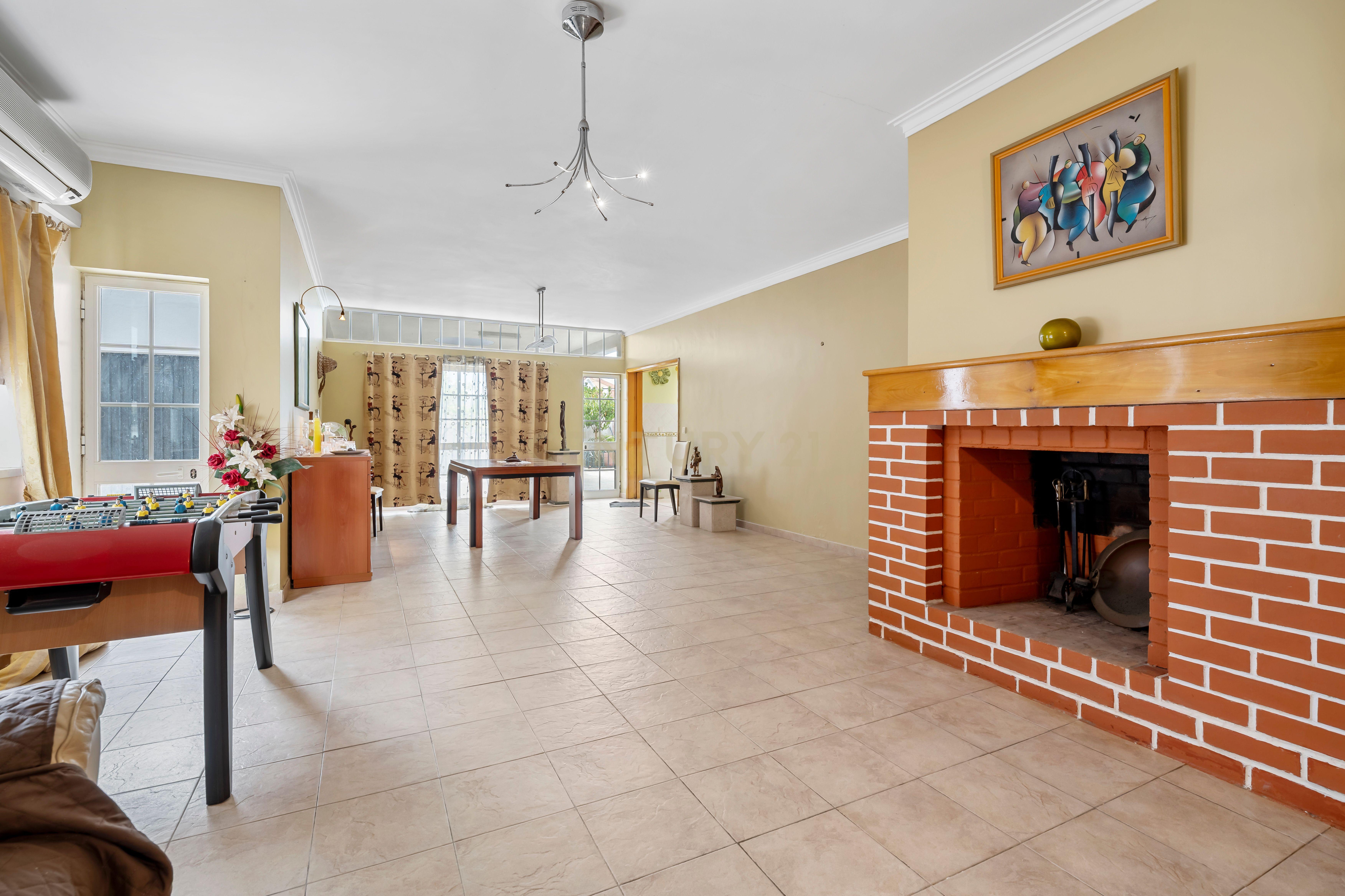 Moradia T4 à venda em Sarilhos Grandes, Montijo — foto 4