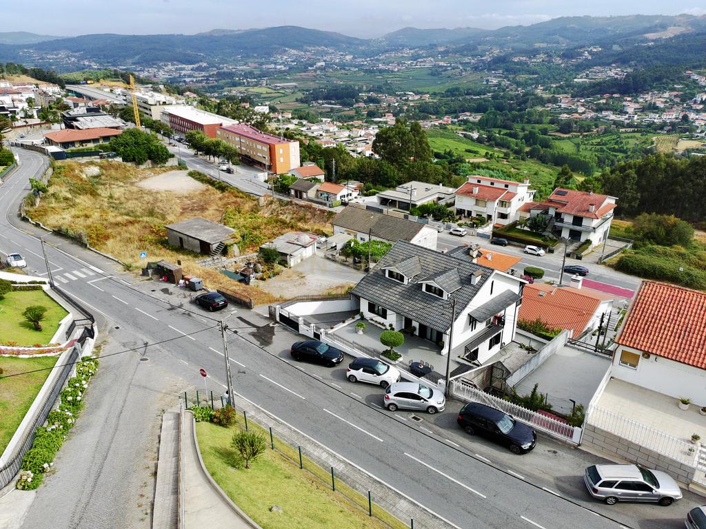 Moradia T6 Mesão Frio, Guimarães - Image 4