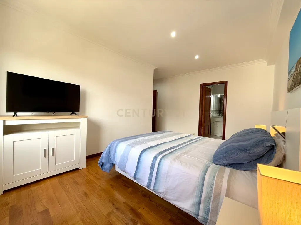 Apartamento T3 Apulia com piscina (Negociável) - Image 22