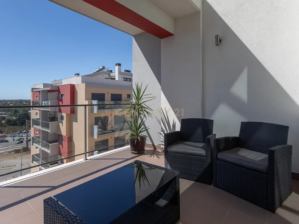 DUPLEX T4 +1 | TERRAÇOS D’AMORA - SEIXAL - Image 7