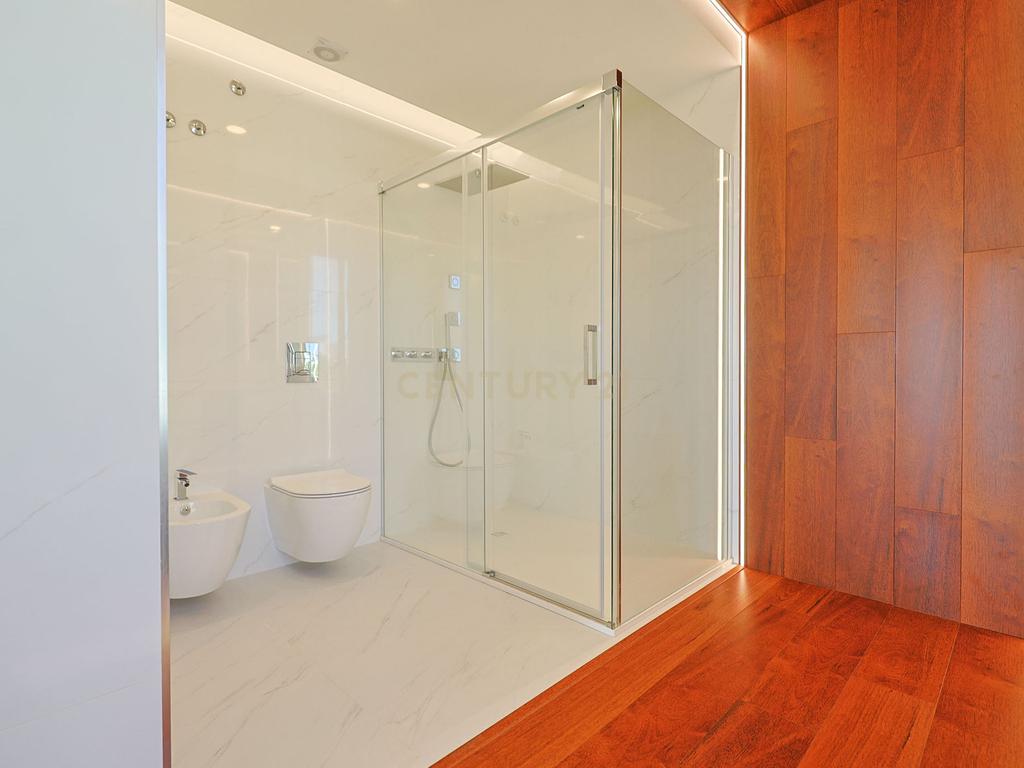 Moradia T5 com Piscina e Domótica - Nova Construção na Charneca da Caparica - Image 22