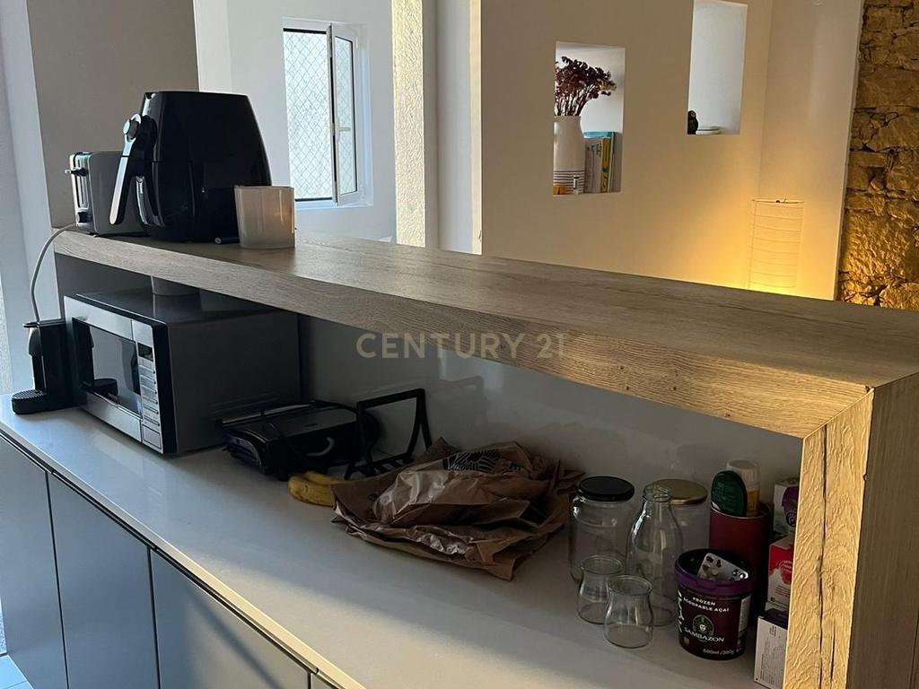Apartamento T2 em Campo de Ourique - Image 19