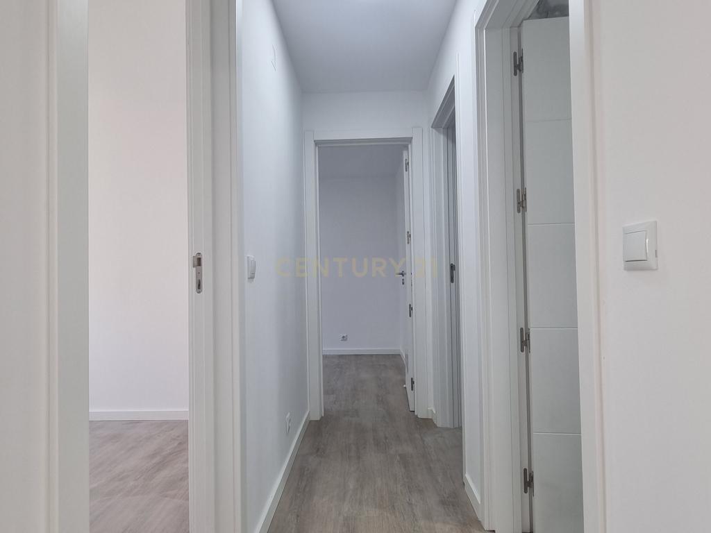 Apartamento Renovado T3 na Torre, Cascais - Image 12