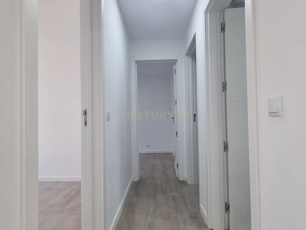 Apartamento Renovado T3 na Torre, Cascais - Image 12