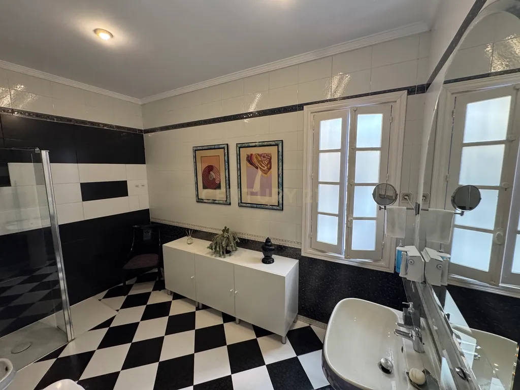 ¡¡OPORTUNIDADE!! MAGNÍFICA PROPRIEDADE EM LA MALAGUETA, A UM PASSO DO CENTRO HISTÓRICO! - Image 20
