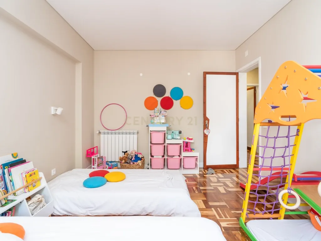 Apartamento T3+1 com logradouro e estacionamento privativos e sótão independente rentabilizado – Bairro Norton de Matos - Coimbra - Image 21