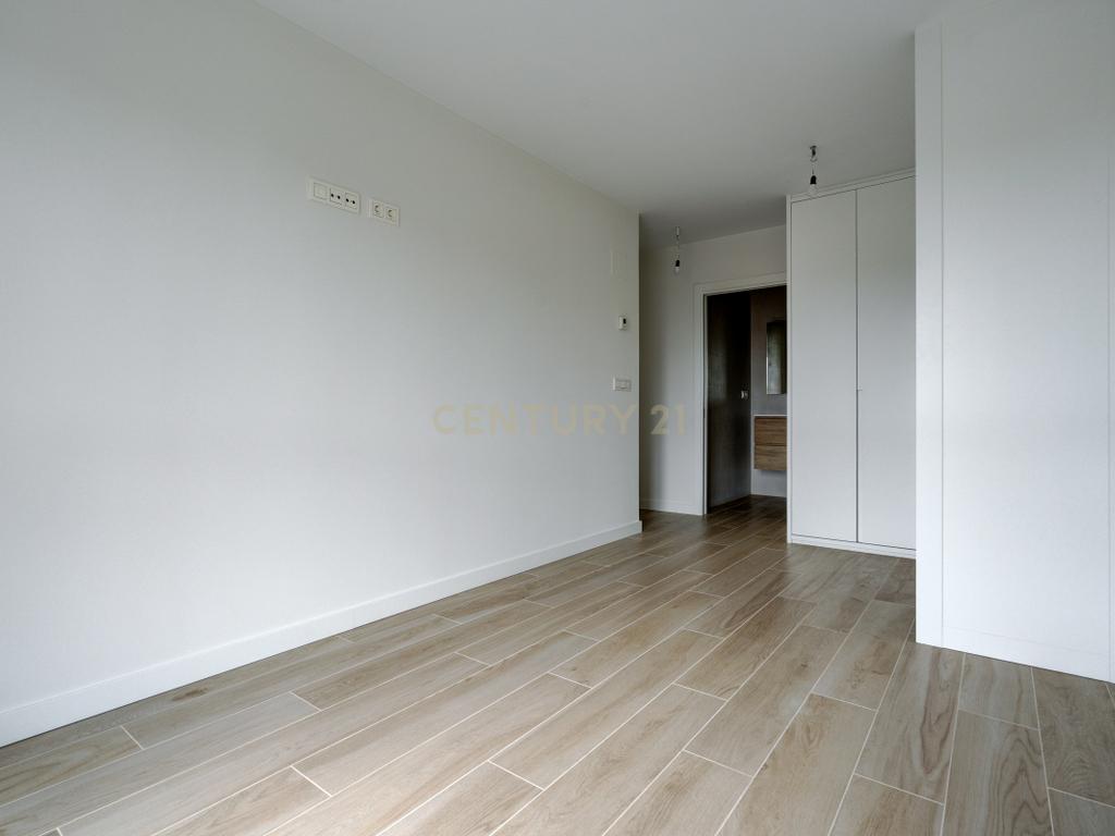  - Image 62