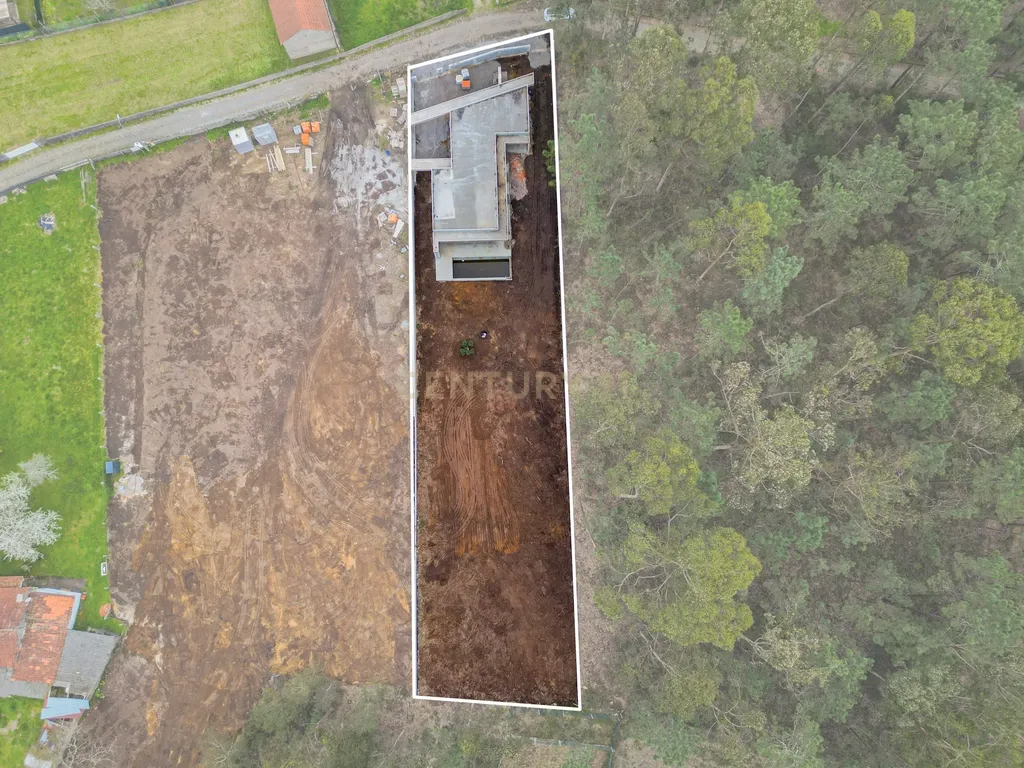 Moderna Moradia em Construção em São Romão de Neiva - Image 15
