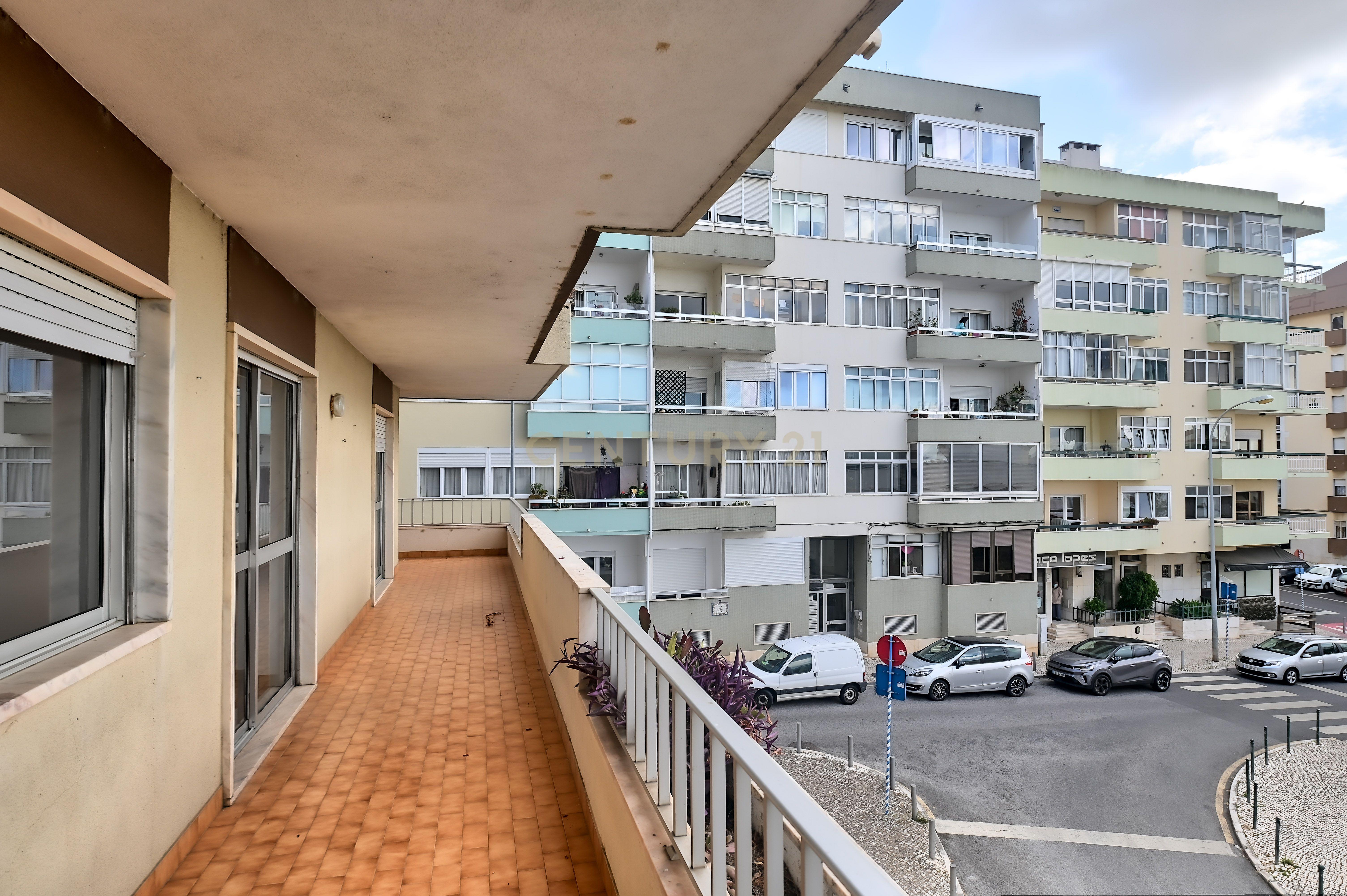 Fotografia 4 de Apartamento T2 para venda com vista para o Rio em Oeiras