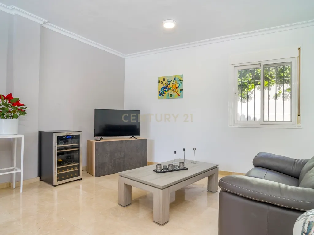 Moradia isolada com piscina privada em Sohail, Fuengirola - Image 40