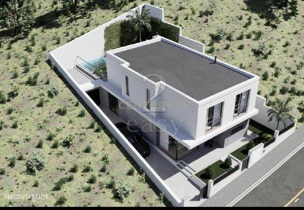Land for sale in Vila Franca de Xira, Portugal — €88,000