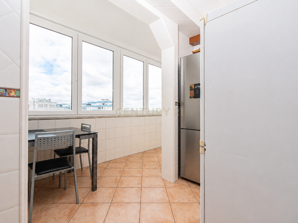 Apartamento T2 | Barreiro | Avenida Alfredo da Silva - Image 8