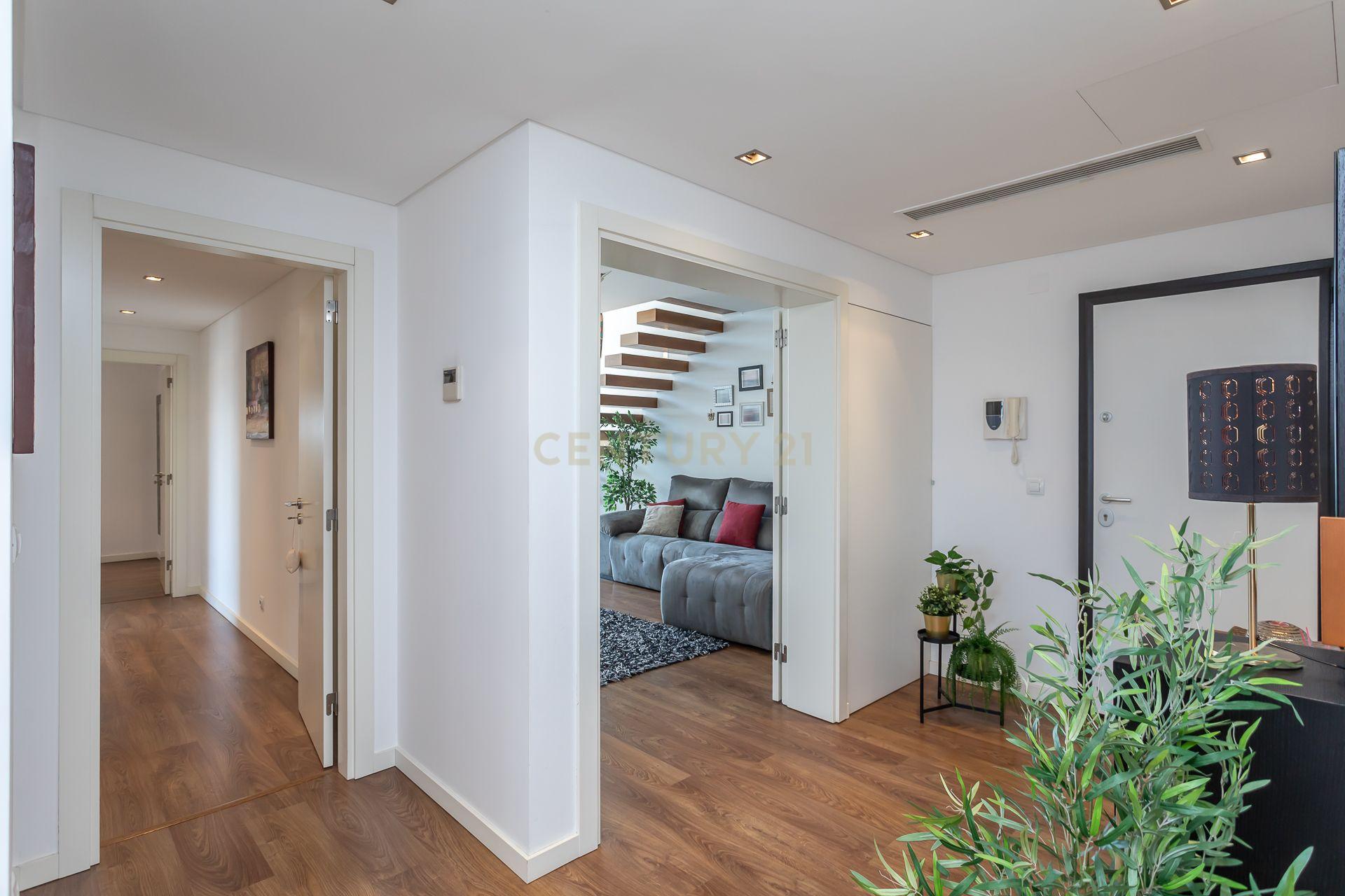 Apartamento T5 à venda em Amora, Seixal — foto 10