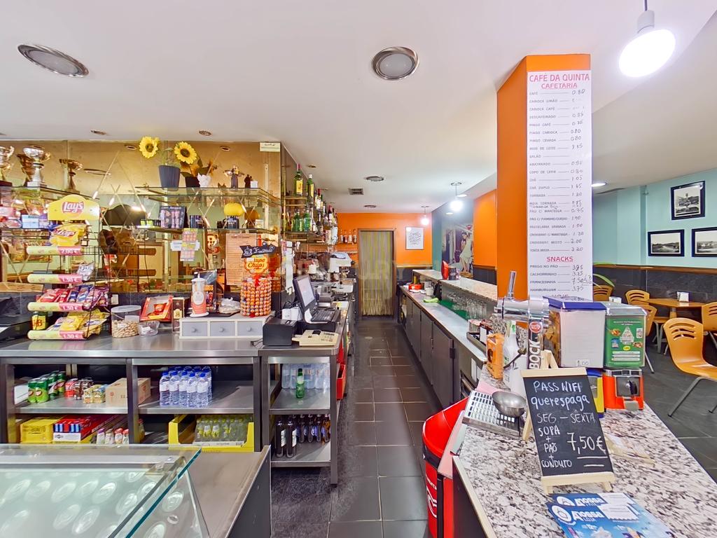 Loja utilizada como Café em Gondomar - Image 5