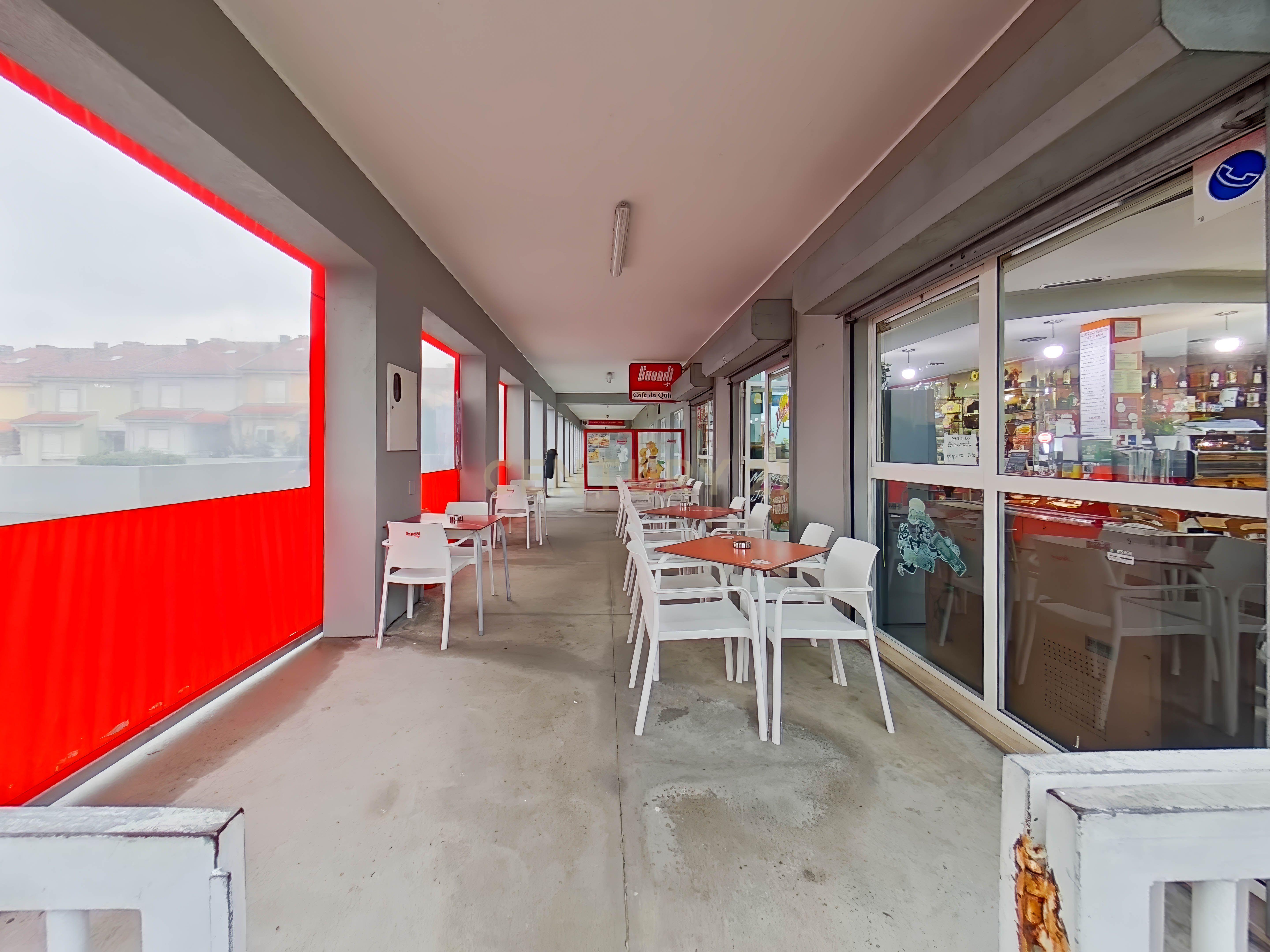 Loja utilizada como Café em Gondomar - Image 8