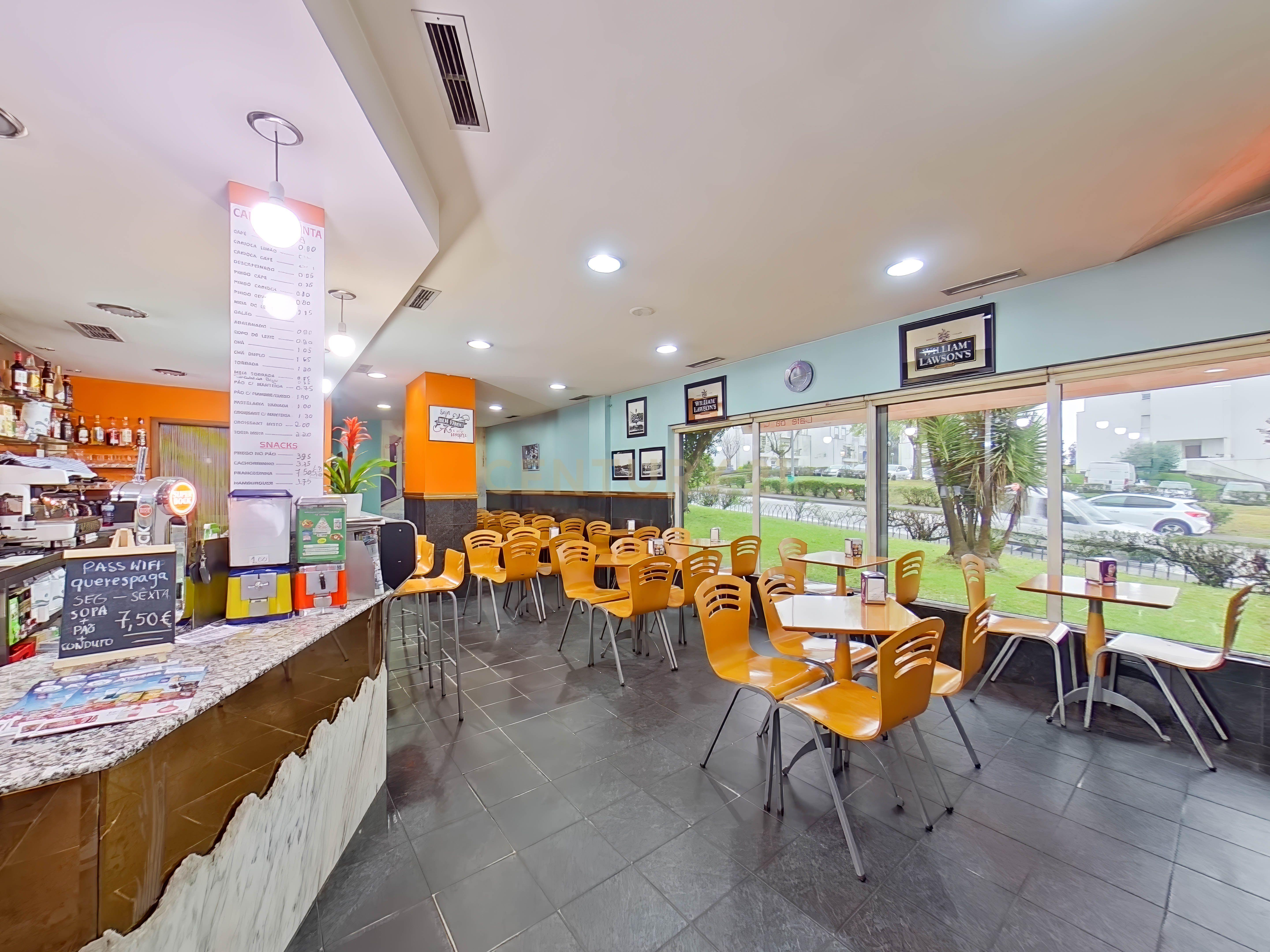 Loja utilizada como Café em Gondomar - Image 10