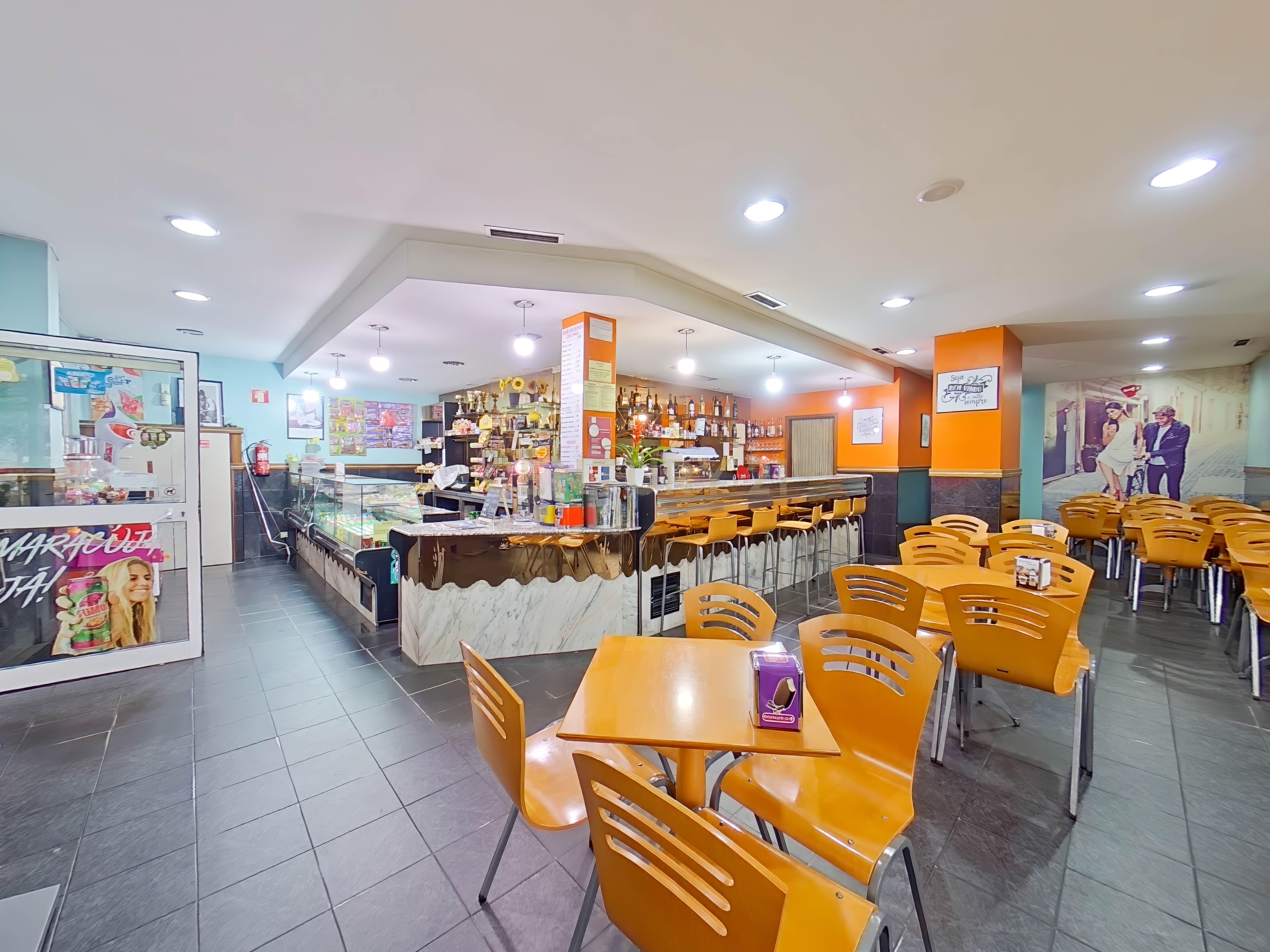 Loja utilizada como Café em Gondomar - Image 3
