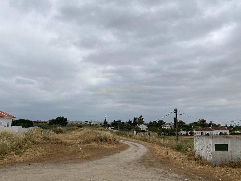 TERRENO COM PROJECTO APROVADO 18 LOTES PARA CONSTRUÇÃO DE MORADIAS EM ÉVORA - Image 5