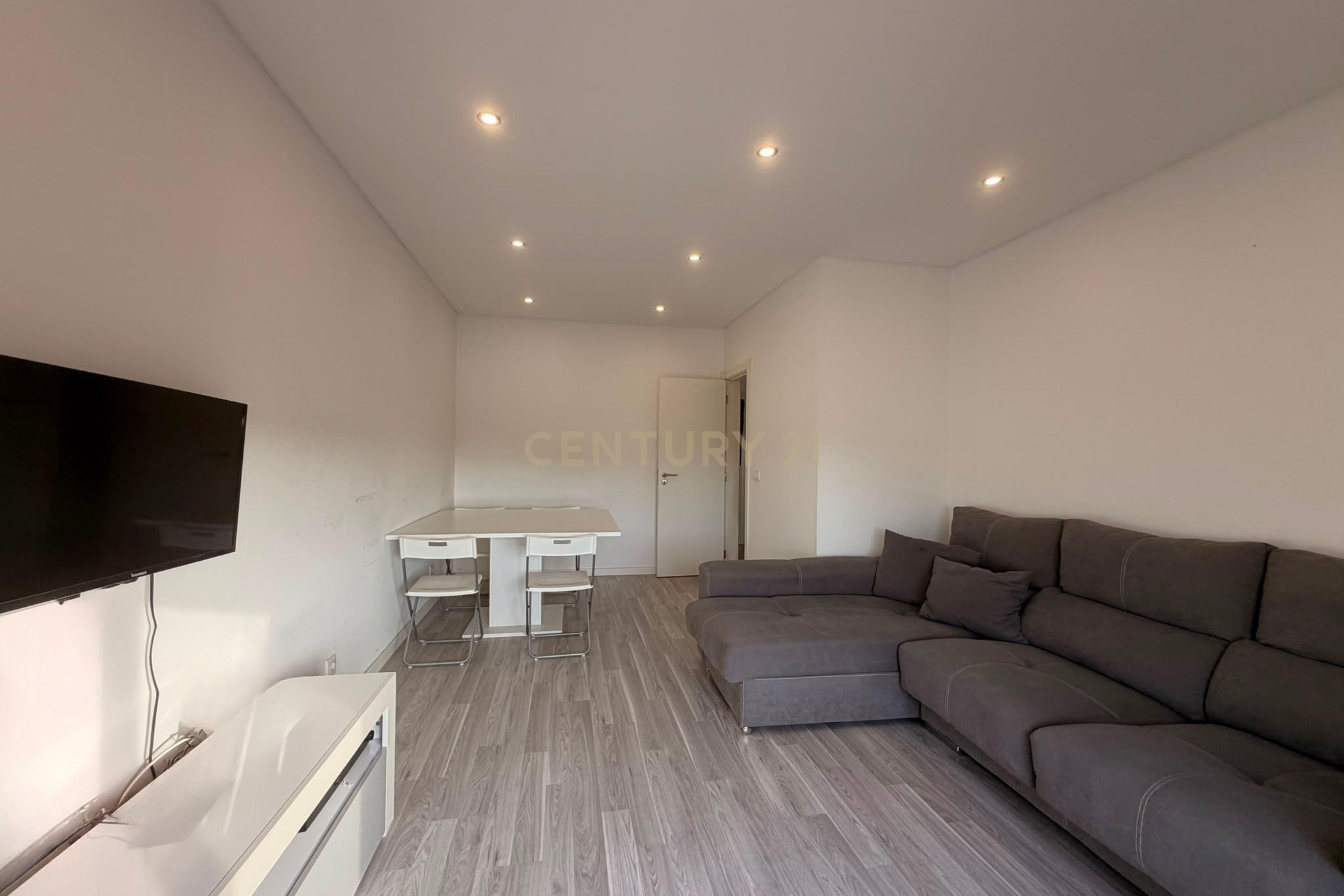 Fotografia 7 de Apartamento T2 no Barreiro, Lavradio, totalmente remodelado