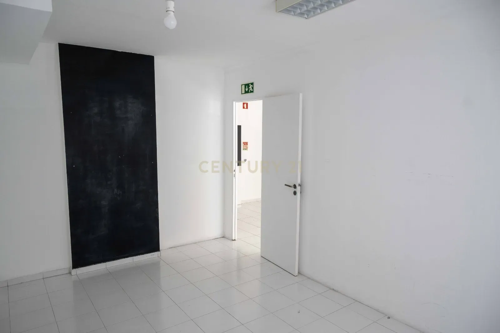 Fotografia 3 de Loja em S. Marcos com excelente localização