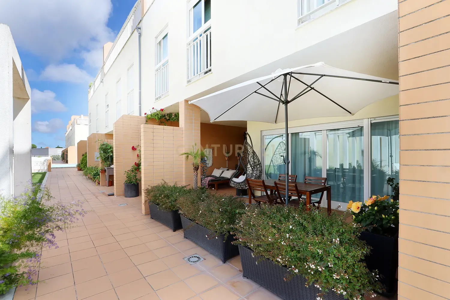 Fotografia 4 de Vila Verde - Sintra - Excelente apartamento T3 Triplex, com garagem em condomínio fechado