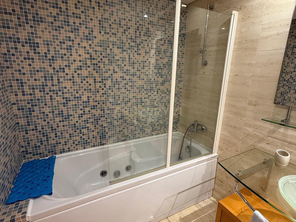 Apartamento T2 Moderno em Odivelas com Vista para a Cidade - Image 9
