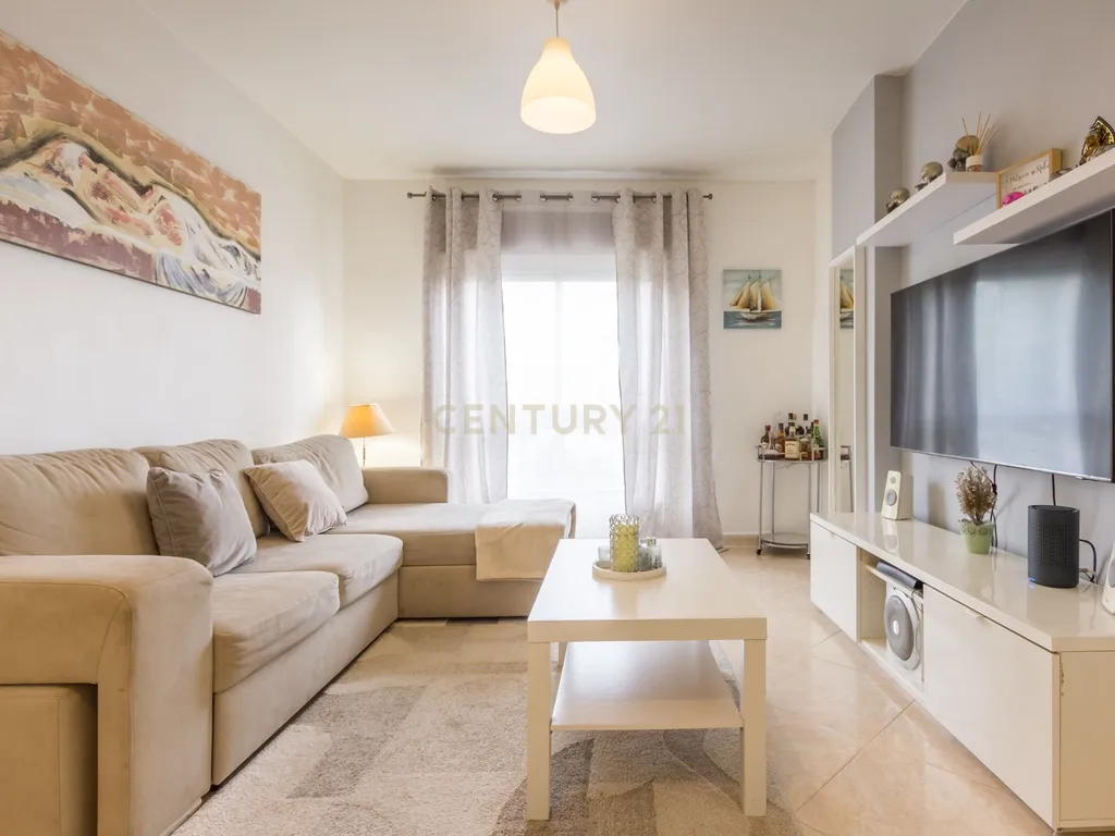 Apartamento T2 Moderno no Monte da Caparica, Pronto a Habitar - Image 9