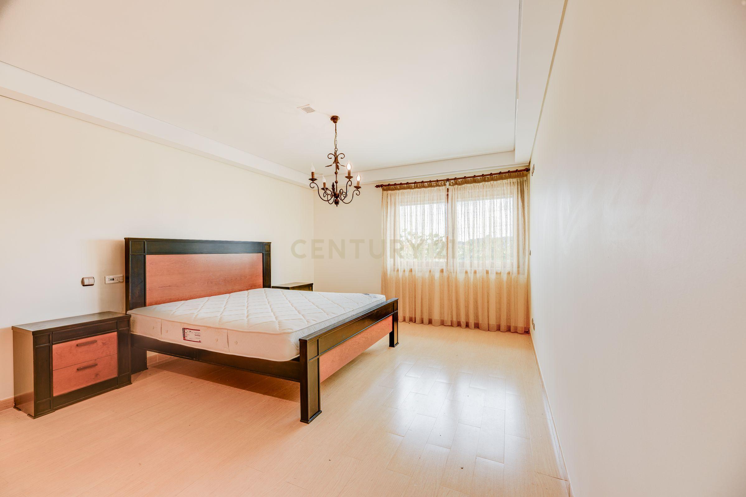 Moradia T7 de sonho! - Image 38