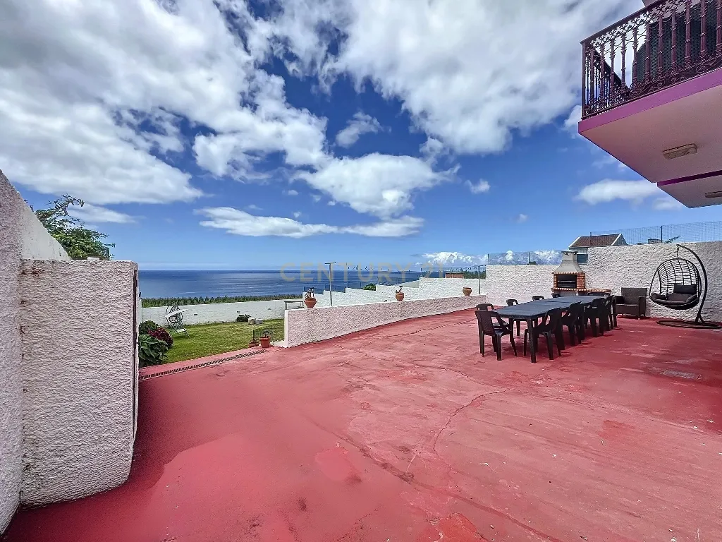🏡 Moradia Única com Vista Mar — 3 Apartamentos | AL em Funcionamento | Feteiras, Ponta Delgada - Image 81