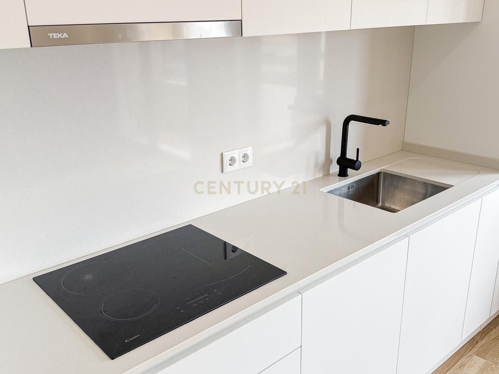 Apartamento T3 Remodelado com garagem em Braga | Próximo do Centro Histórico - Image 7