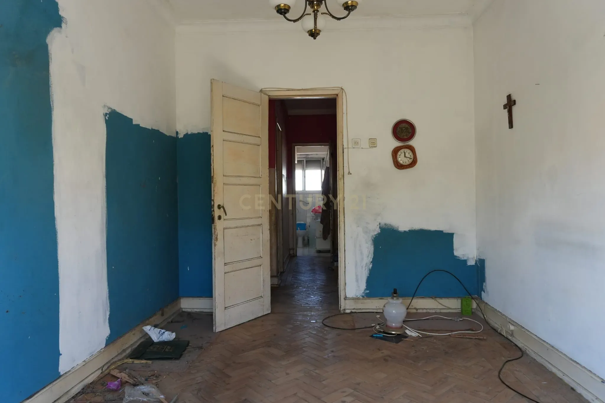 Fotografia 5 de Apartamento T2 para Recuperação em Almada, Cova da Piedade