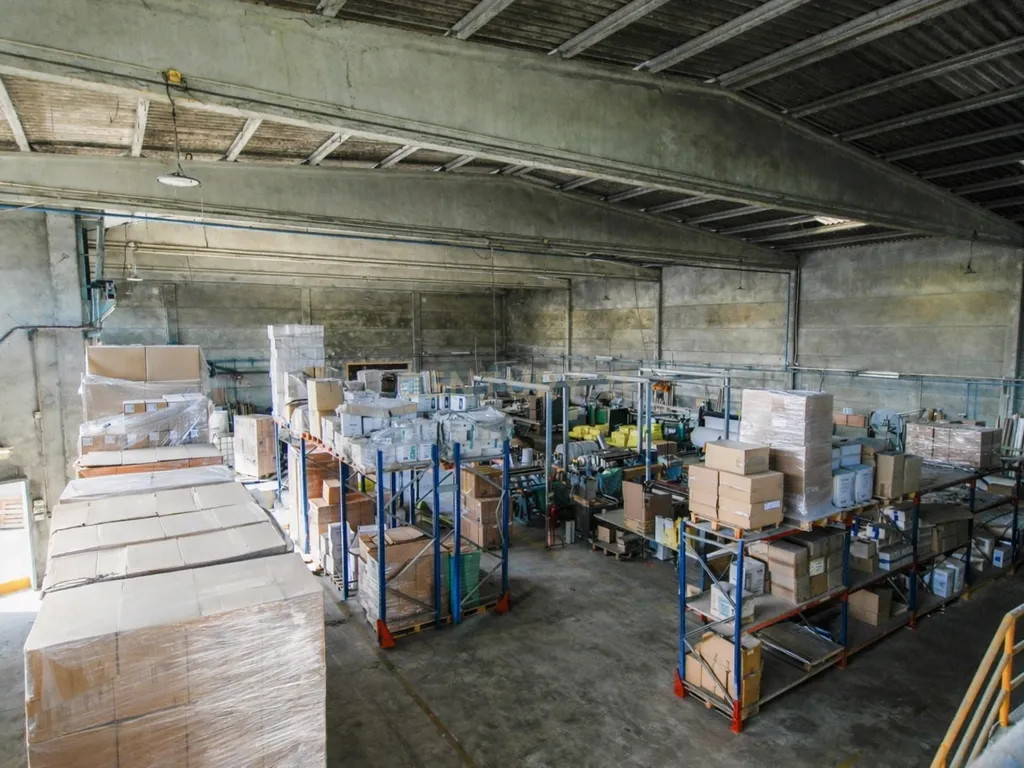 Armazém Industrial com 2.000 m² implantado em terreno de 16.188 m² – Quinta do Anjo - Image 13