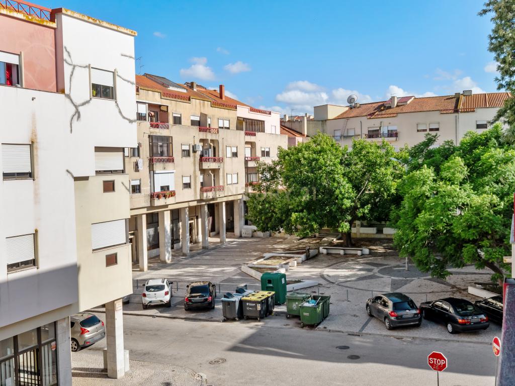 Apartamento de 4 assoalhadas Baixa da Banheira - Image 27