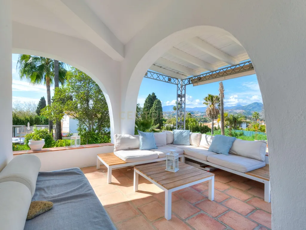 Impressionante moradia isolada com 5 quartos em San Pedro de Alcántara, Marbella - Image 31