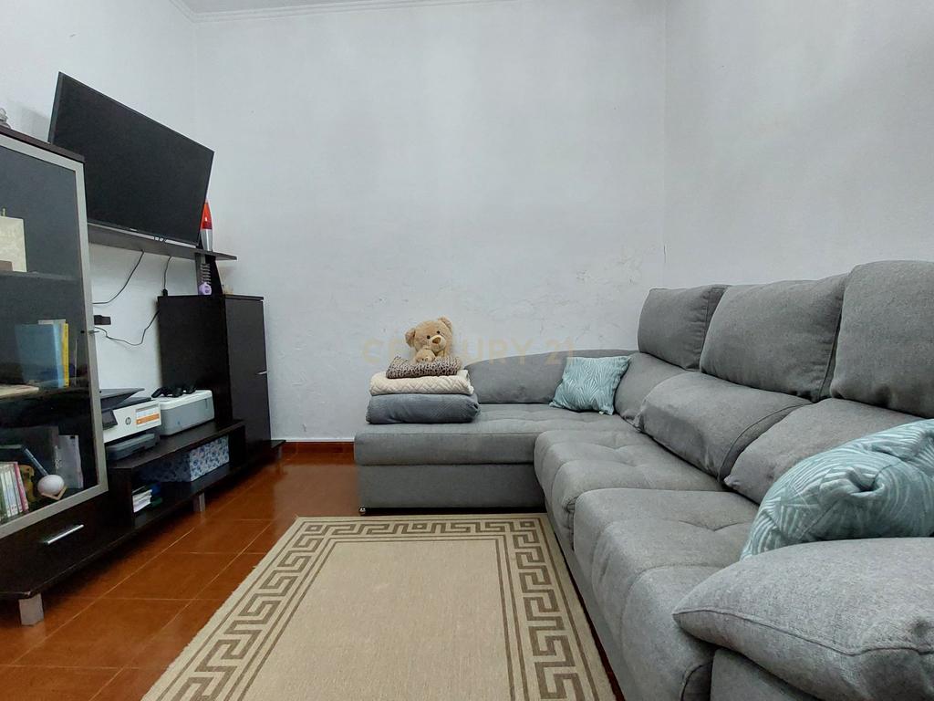 Casa T4 com Vista Mar e Montanha em Ribeira Grande - Image 4
