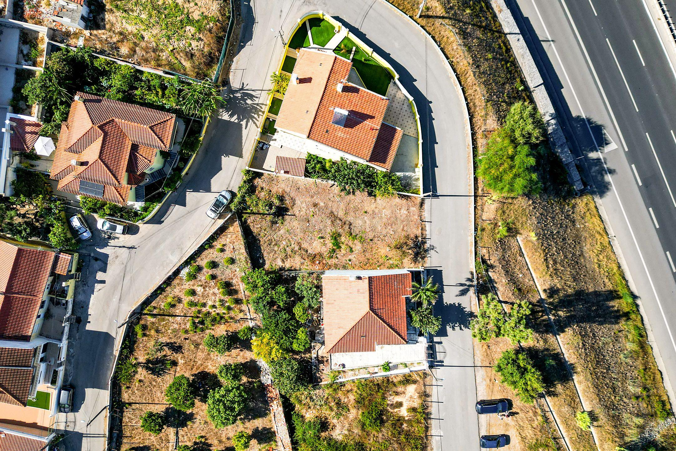Fotografia 3 de Terreno Urbano para Construção – Charneca de Caparica | Almada