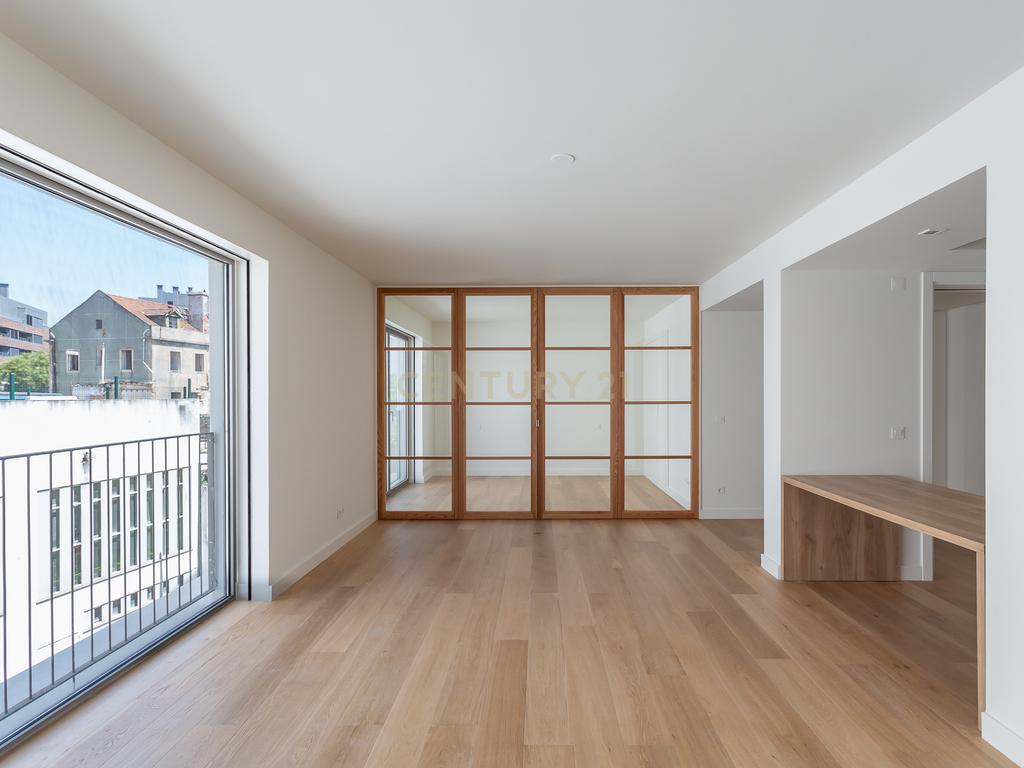 Apartamento T1 – Novo a Estrear | O’Living Olivais – Jardins Cristo Rei - Image 4