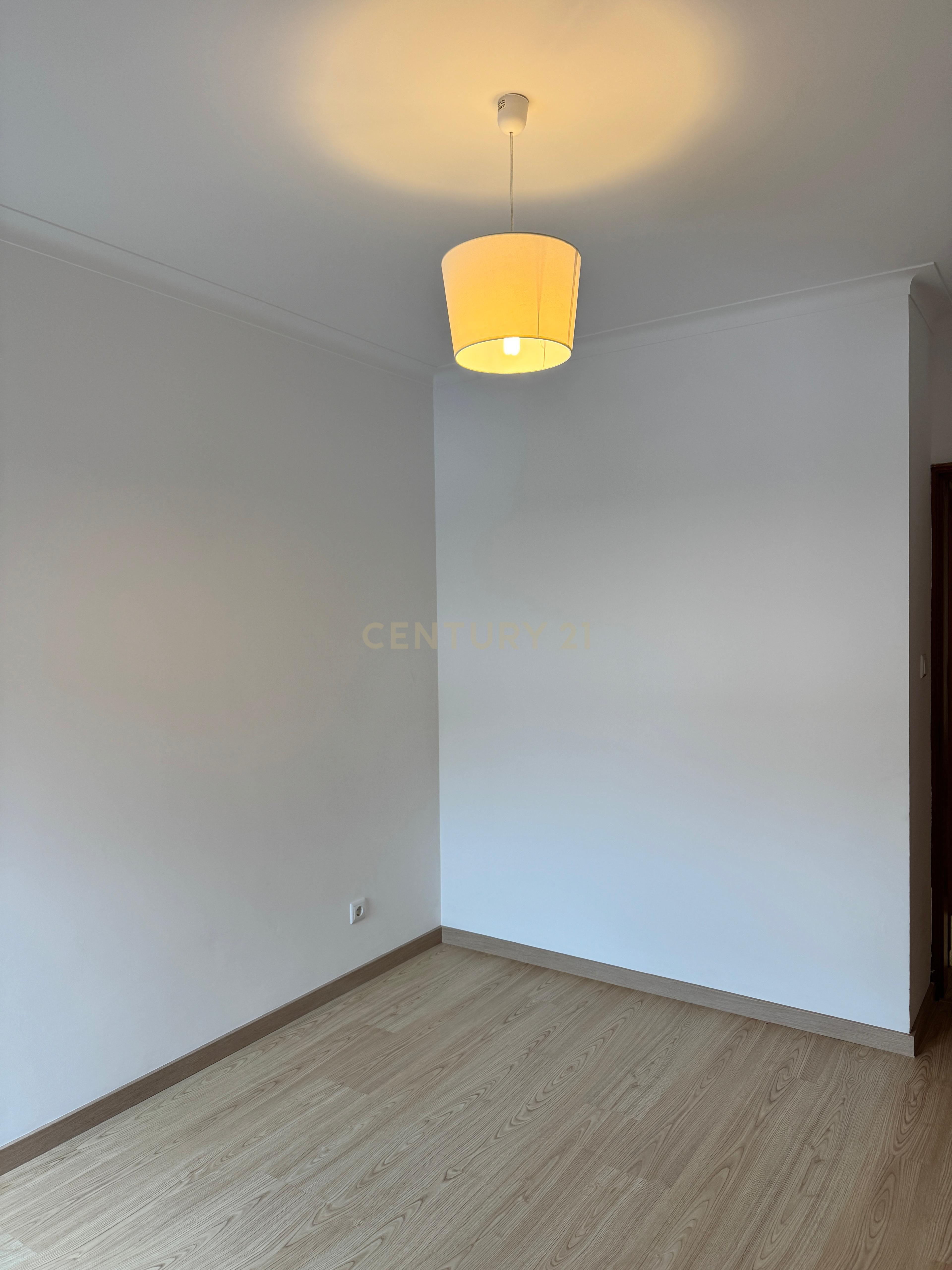 Fotografia 7 de Apartamento de 4 assoalhadas no centro de Lamego (Viseu)
