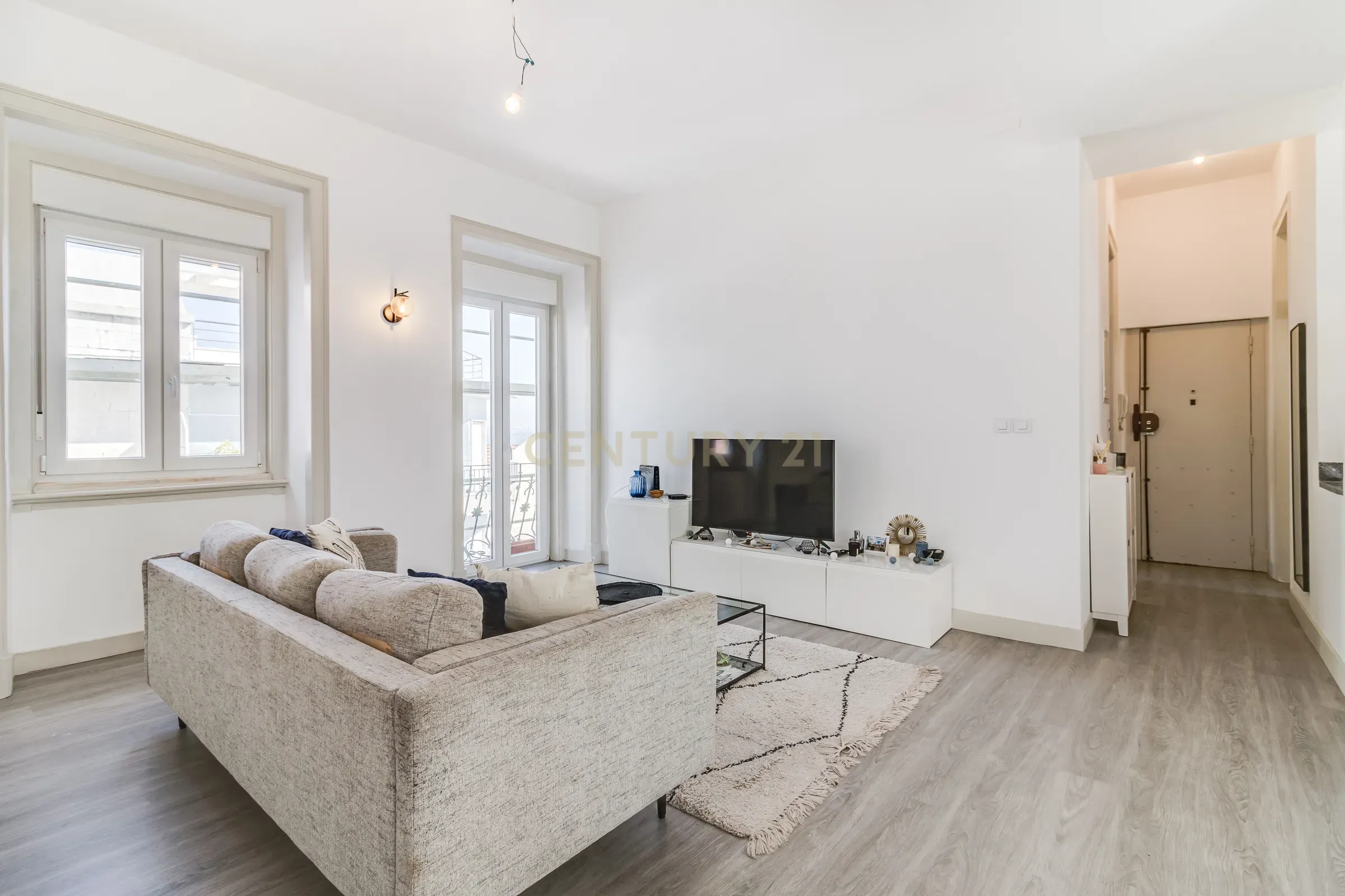 Apartamento T2 em São Vicente - Image 3