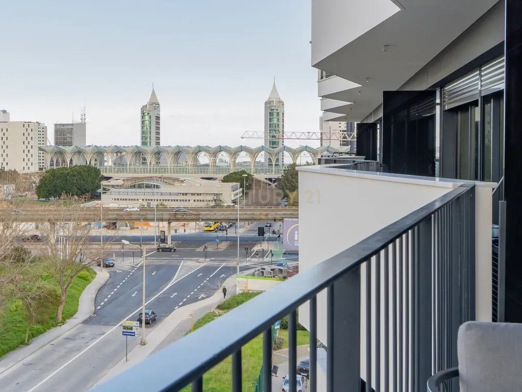 Apartamento T2 no VALRIO II junto ao Parque das Nações - Image 31