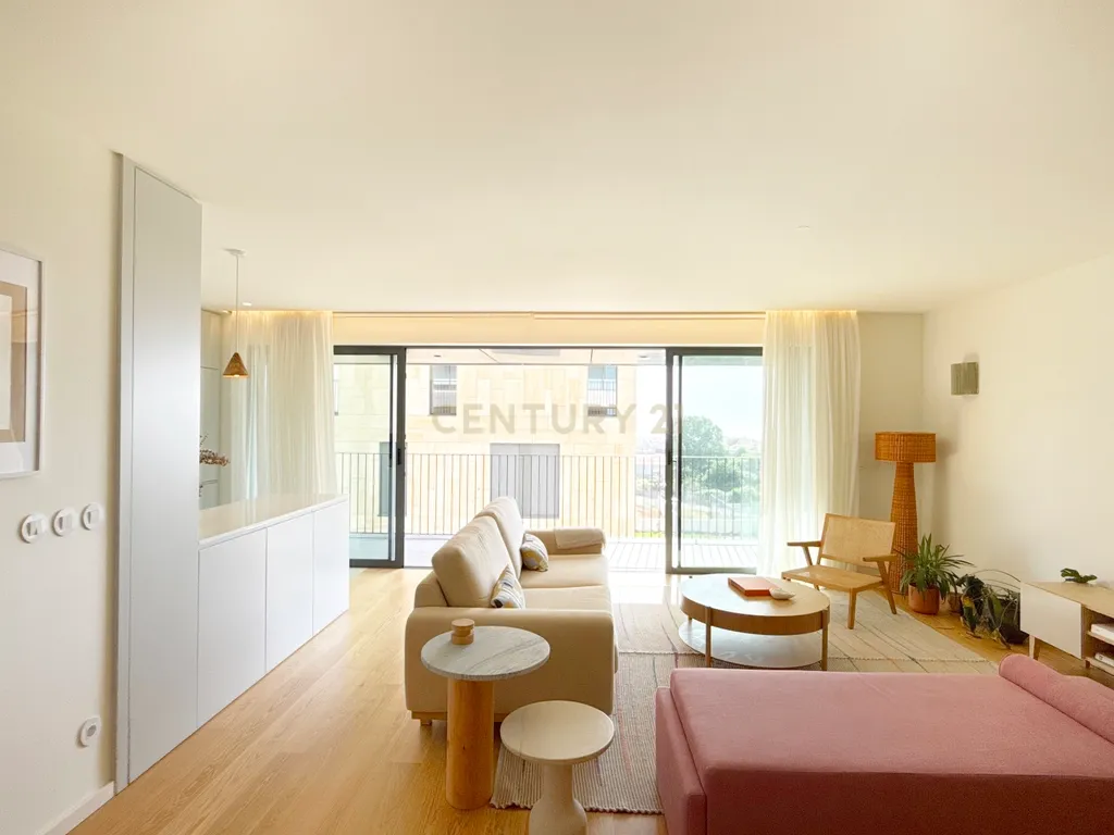 Apartamento T3 | Vista Mar - Condomínio Premium Le Parc – Canidelo - Image 7