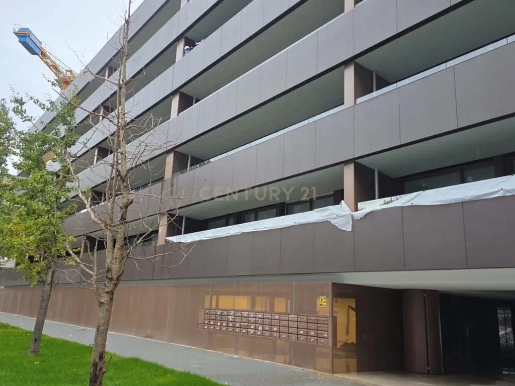 Apartamento T2 à venda na Rua José Falcão - Douro Nobilis I - Image 32