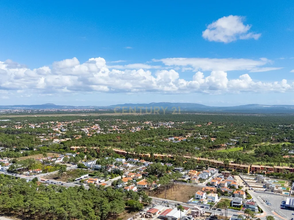 Moradia T4 na Aroeira - Image 41